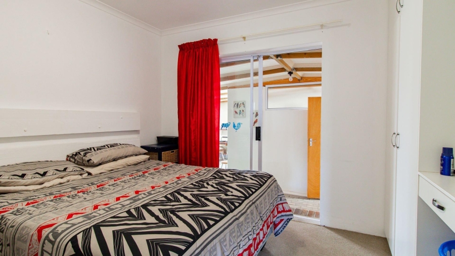 4 Bedroom Property for Sale in Kleinbaai Western Cape